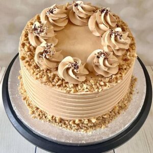 Орехова торта с млечен крем